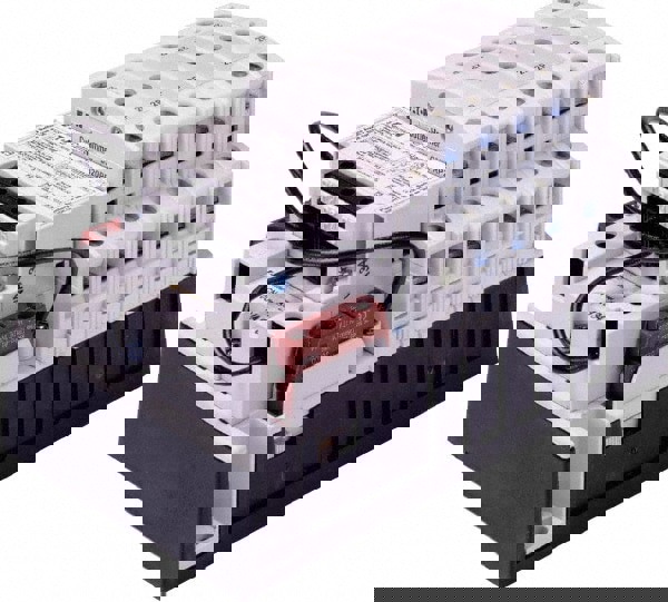 Lighting Contactors; Contactor Type: Mechanically Held ; NEMA Enclosure Rating: Open - No Enclosure ; Amperage: 30 (Contacts) ; Control Circuit Voltage: 110 VAC @ 50 Hz; 115-120 VAC @ 60 Hz ; Number of Poles: 8 ; Overall Height (mm): 98